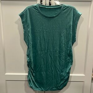 New with tags real/green short sleeve tunic